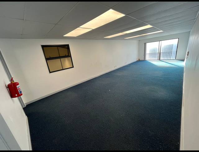 359M² WAREHOUSE TO LET IN RIVERGATE